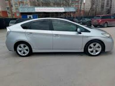 Автомобиль марки  Toyota,модель Prius 2014 года выпуска
VIN - номер ZVW30-1789306, цвет – серый  


...