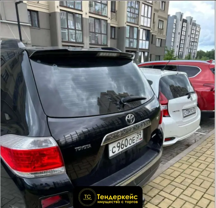 Изображение лота Автомобиль toyota highlander, год изготовления: 2011 г.в., цвет: ЧЕРНЫЙ, vin: jtees42ax02186899 №3